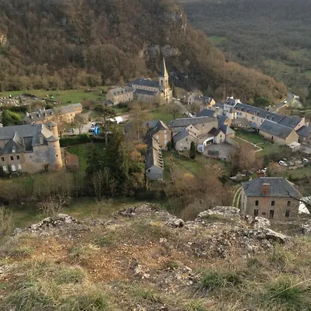 Holiday home Maison A La Campagne La Source Aveyron *